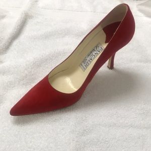 Brand new pancaldi Red sway shake pumps.